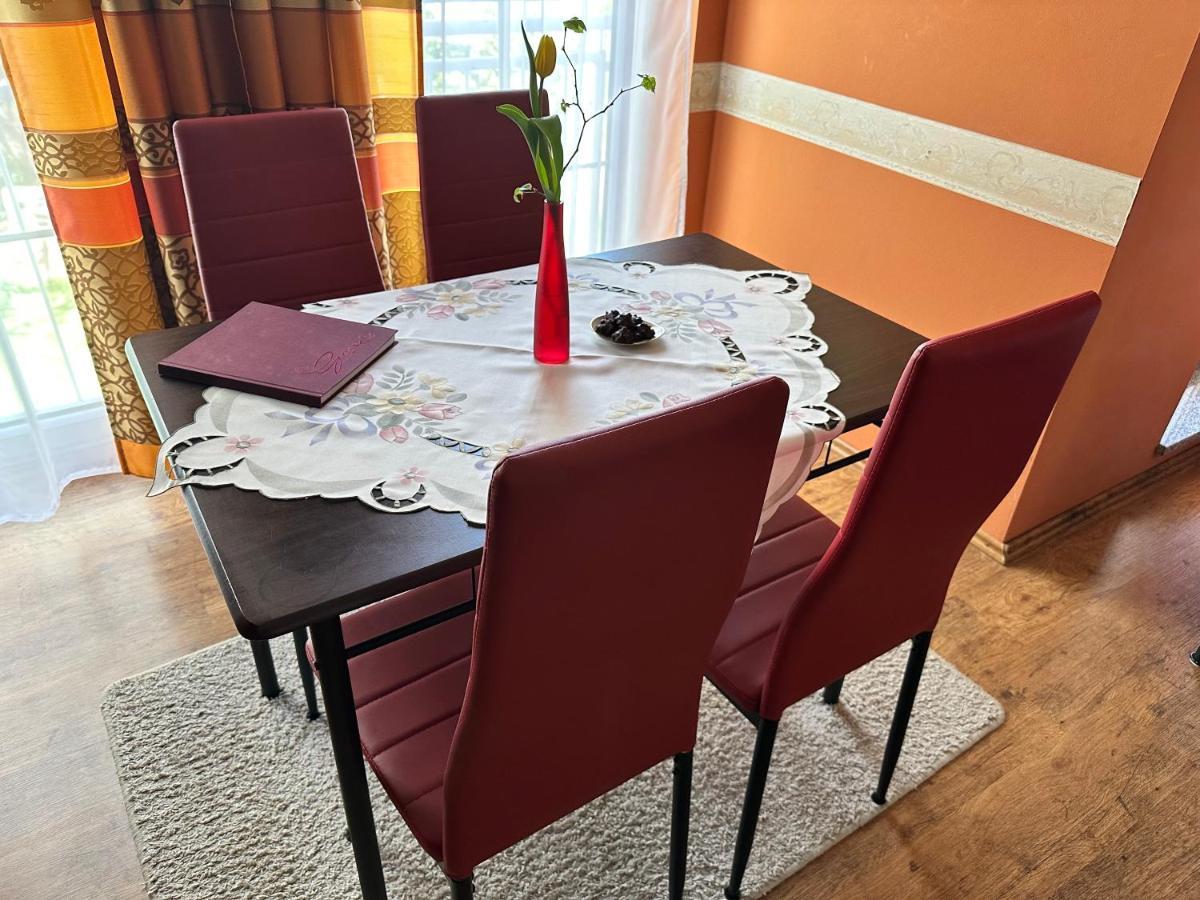 Zentrumsnahe Ferienwohnung Dresden Bagian luar foto